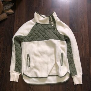 abercrombie asymmetrical snap up fleece